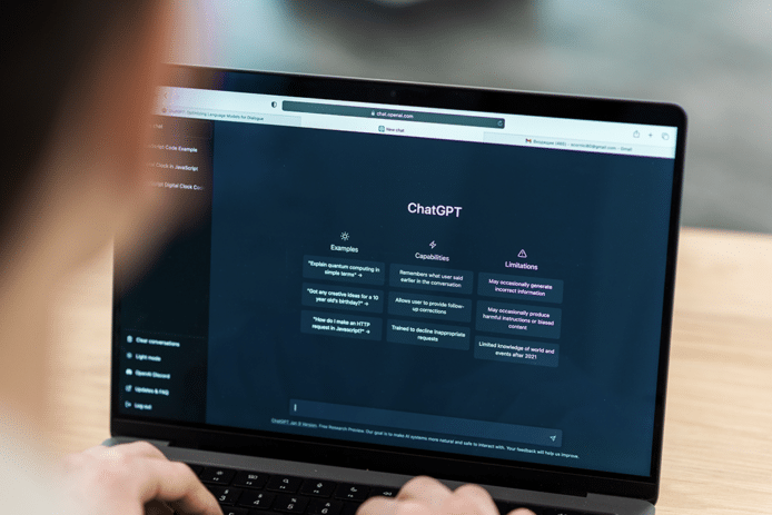 How to Use ChatGPT for Meeting Notes - featured
