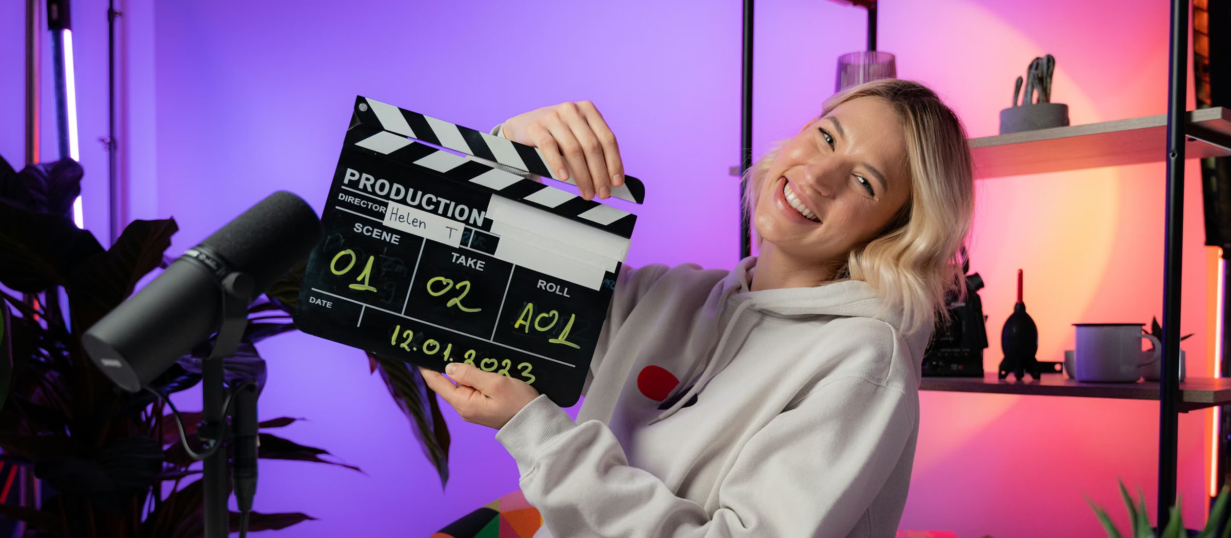 Postproduktionsumgebung von Fieldhouse Media — Interviewtranskripte und Timelines